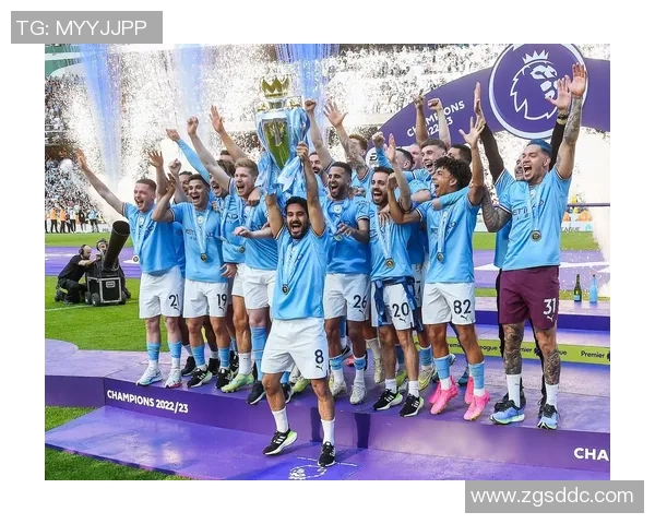 曼城足球队崛起之路：从蓝月亮到英超冠军的辉煌历程