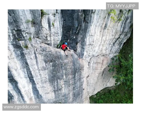 从零开始攀岩灵活性提升全指南助你轻松征服岩壁