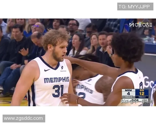 勇士131-118灰熊迎3喜1忧！三少打出价值，理查德可行，2将没法看