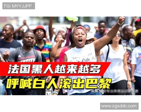 世界足球明星中肤色最深的几位球员盘点与他们的成就分析 世界足球明星中肤色最深的几位球员盘点与他们的成就分析