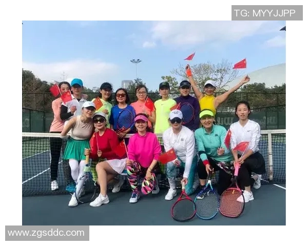 南京网球队的比赛经验揭秘:网球巨献背后的故事与技巧分享 南京网球队的比赛经验揭秘:网球巨献背后的故事与技巧分享